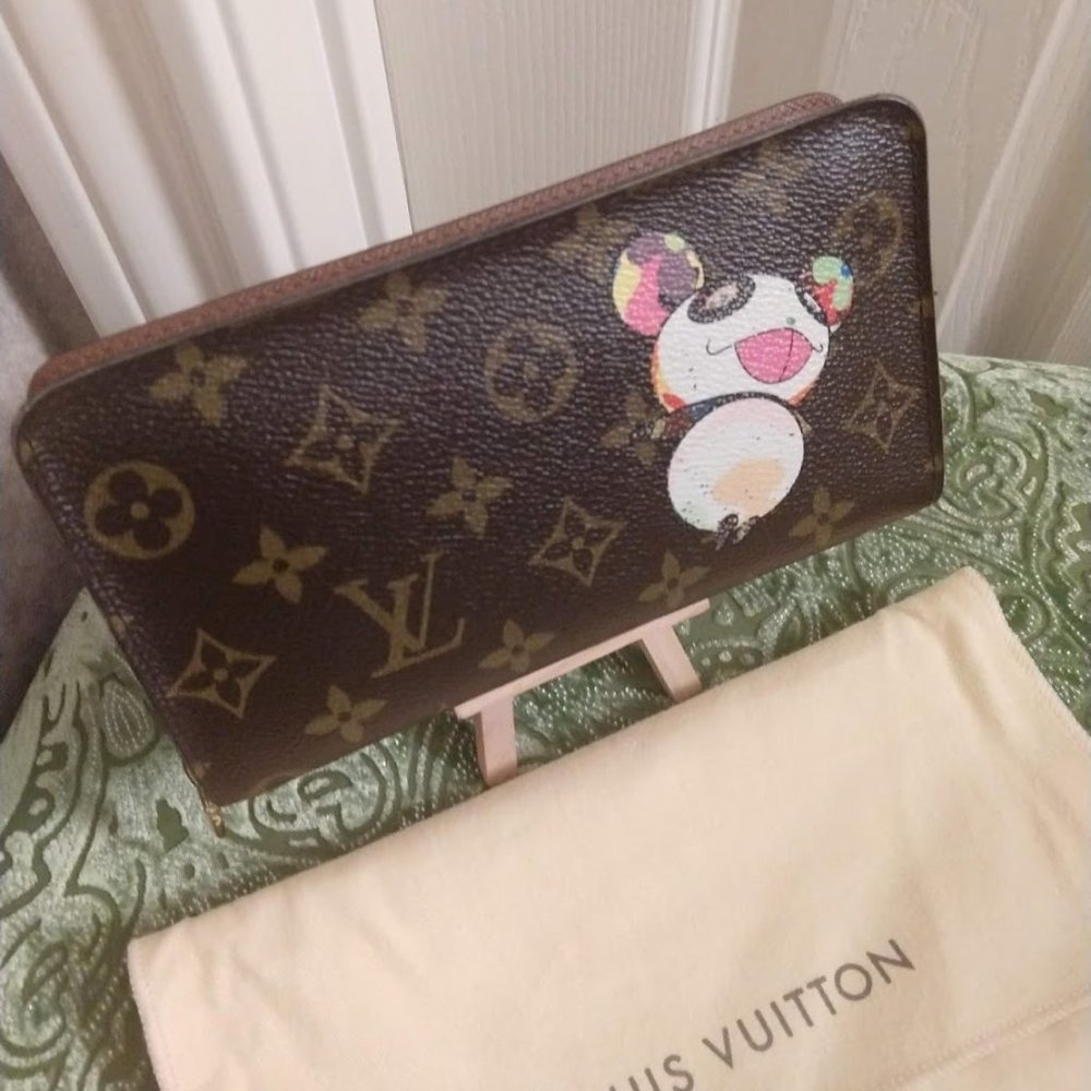 Rare Louis Vuitton Murakami Panda Zippy Wallet